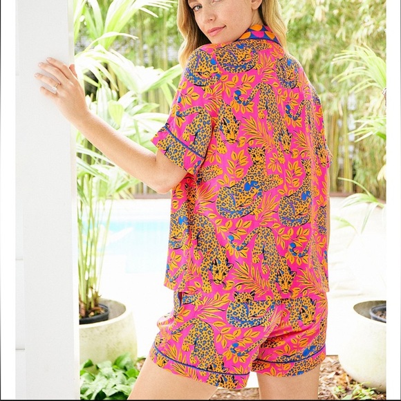 Printfresh Bagheera Satin Thermoregulating Short Sleeve Shorty Pajama Set - Picture 5 of 13